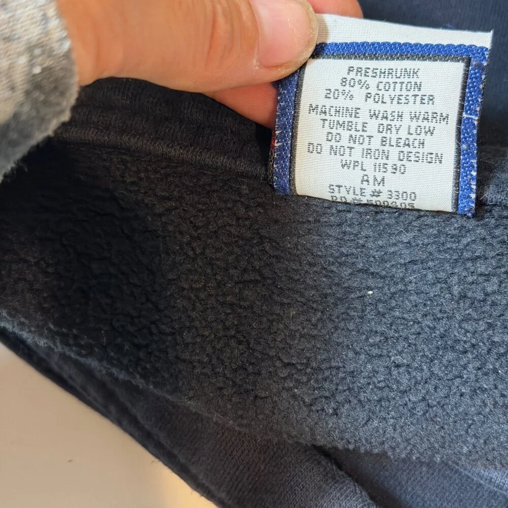 MV Sport‎ Notre Dame Black Fleece Throw Blanket Soft Warm Collegiate